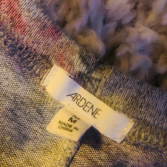 Crop top cozy long sleeve shirt - Picture 2 of 2